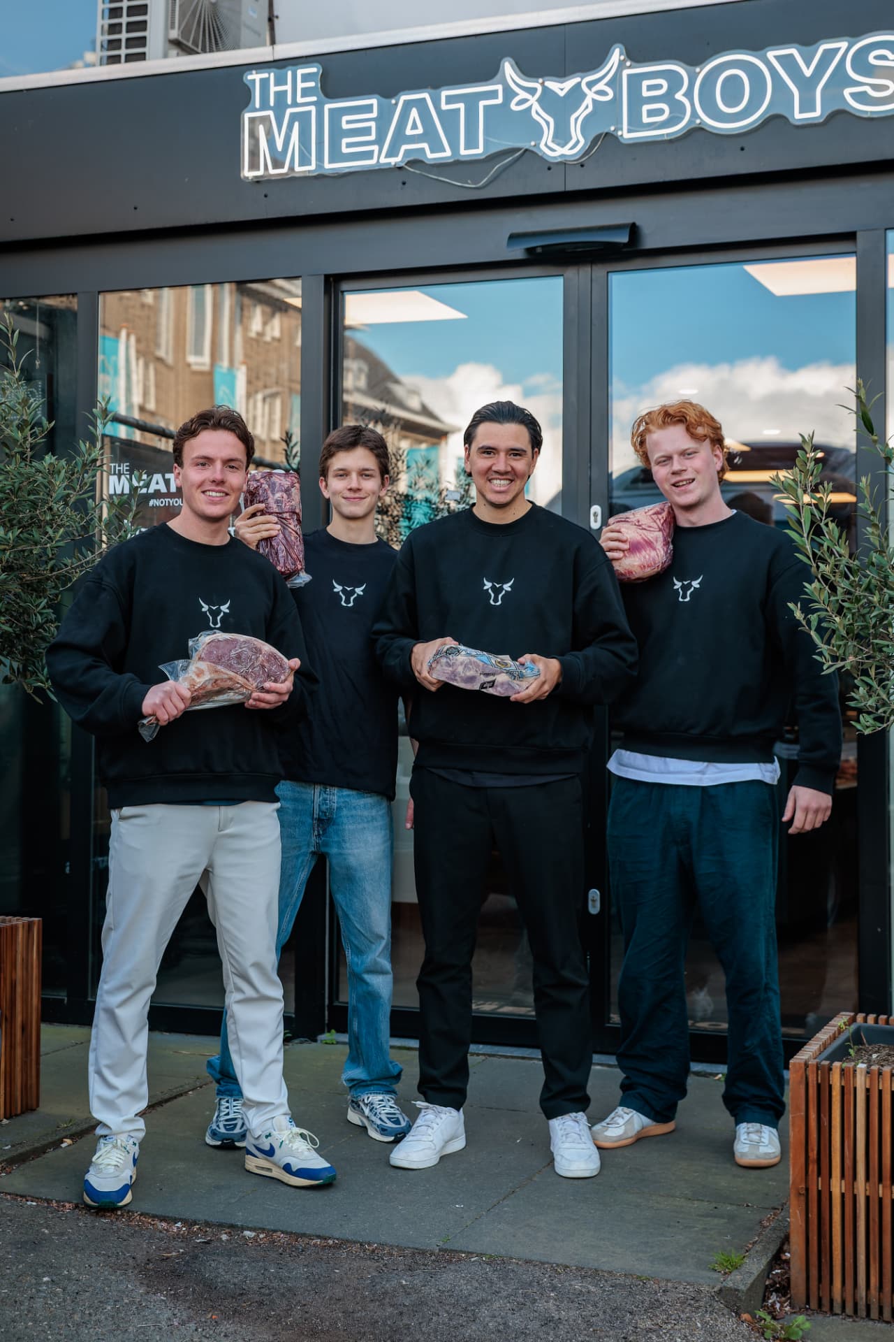 Het team van The Meat Boys voor de Butcher Boutique